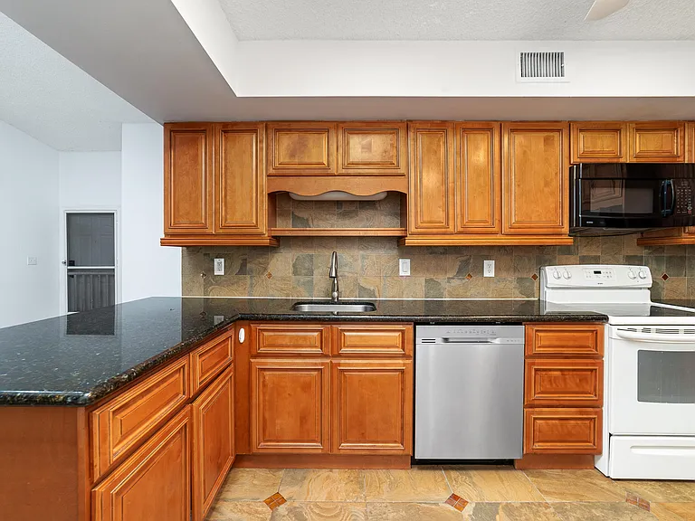 3151 Leewood Ter #L228 — Photo 7