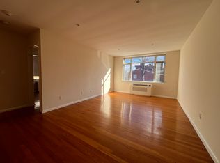 50 Vernon St #C, Brookline, MA 02446