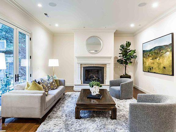 3rd image of 190 Vista Verde Way