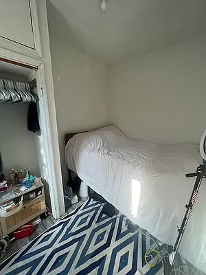 Rented by Compass | media 25