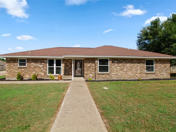 8 Circle Dr, Teague, TX 75860