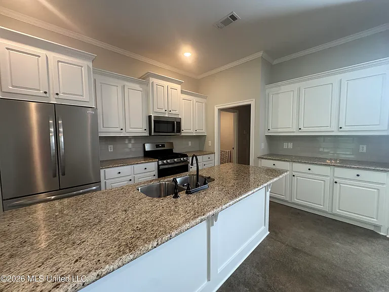 102 Rotherfield Pl — Photo 4
