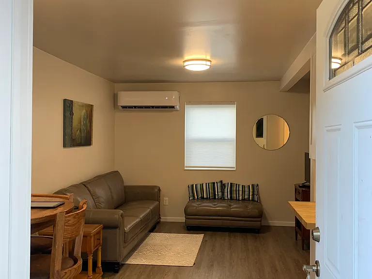 5473 Rogue River Hwy #A — Photo 3