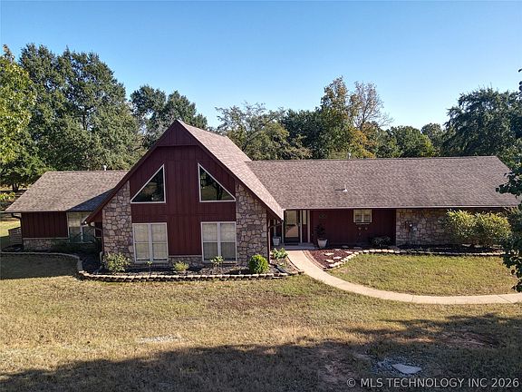 2nd image of 181 Hummingbird Ln