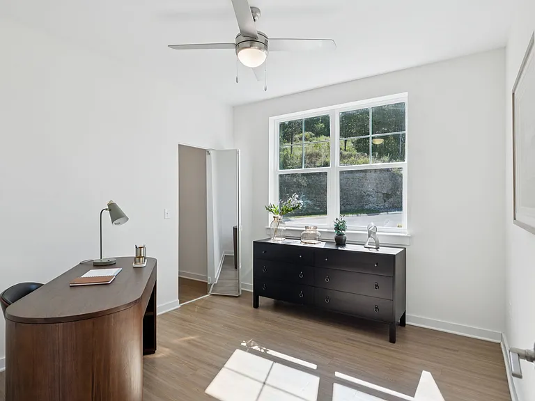 Sanctuary Bluff Apartments — Photo 44