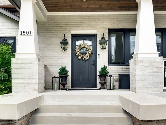 4th image of 1501 Villa Pl