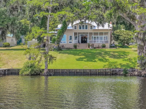 517 S PROSPECT Street, Crescent City, FL 32112