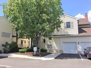 314 Potomac Dr, Basking Ridge, NJ 07920