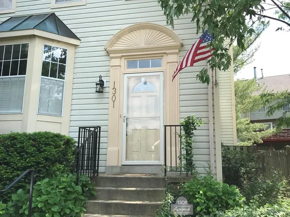 1301 Travis View Ct, Gaithersburg, MD 20879
