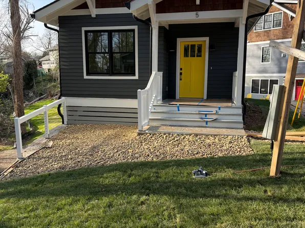 5 Woodside Pl, Asheville, NC 28801