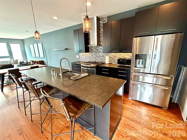 305 McNinch St #B — Photo 8