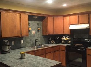 1204 Tanglewood Dr, Cleburne, TX 76033