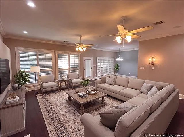 4 bed, 3.5 bath, 3302 sqft, $3,700 — Photo 2