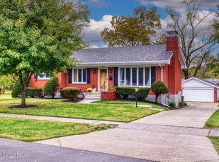 606 Willowbrook Rd, Woodland Hills, KY 40243