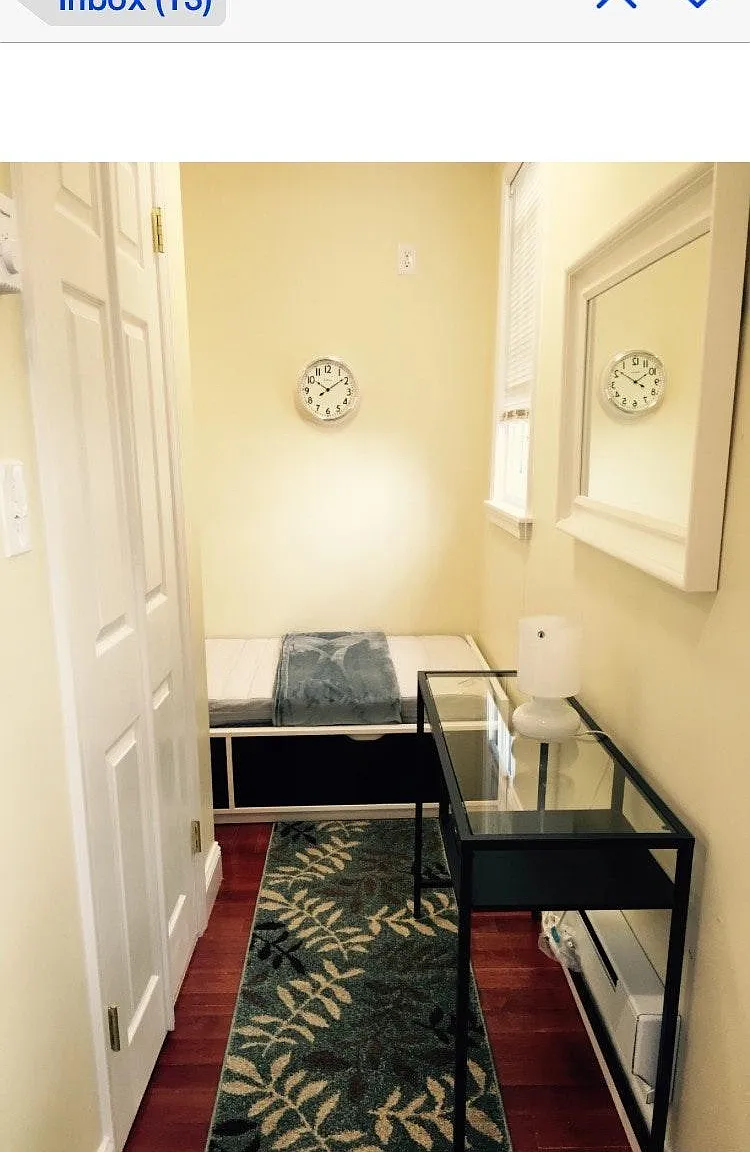 Studio, 200 sqft, $710 — Photo 3