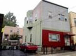 305 70th St, Guttenberg, NJ 07093