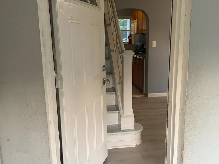 4 Langley Pl #4 — Photo 11