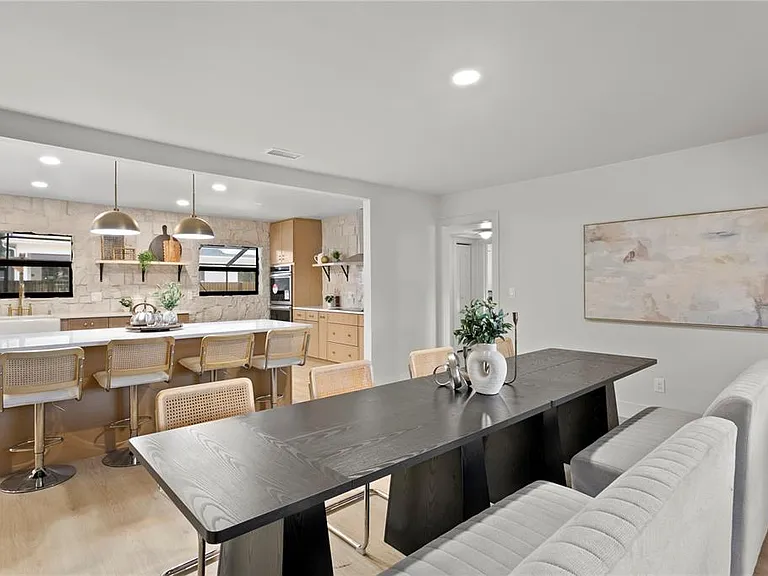 4504 W Lamb Ave — Photo 9