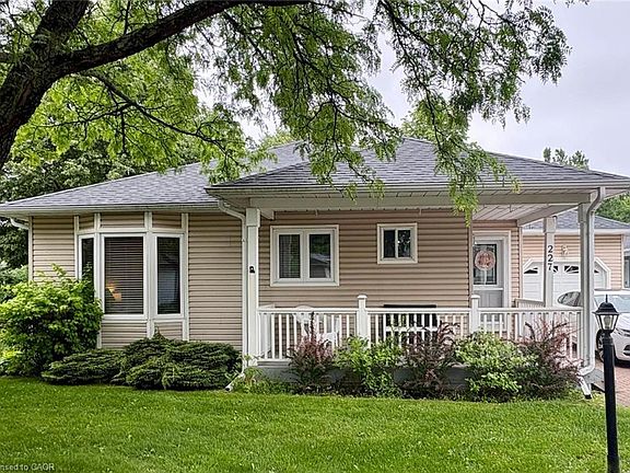 2nd image of 227 Silverbirch Blvd