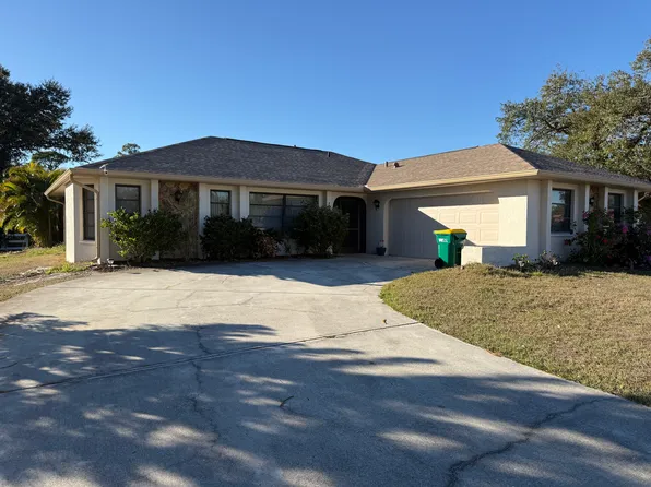 486 Chamber St NW, Pt Charlotte, FL 33948