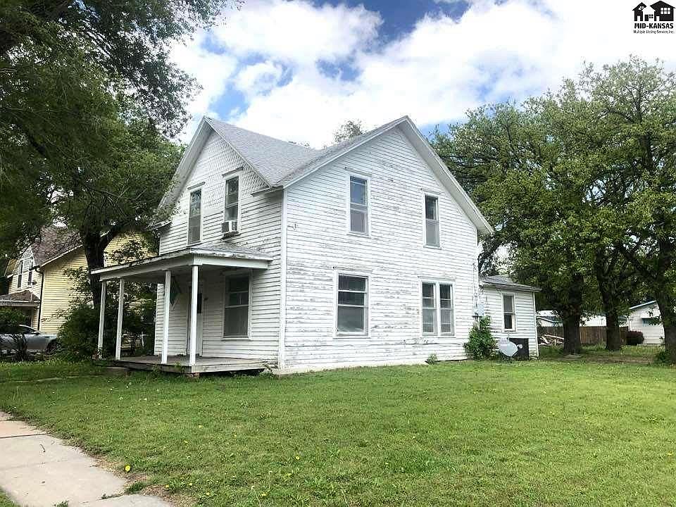 2nd image of 318 S Main St