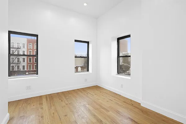 Rented by Citi Habitats | media 12