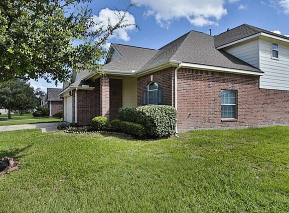 5th image of 8506 Windy Thicket Ln