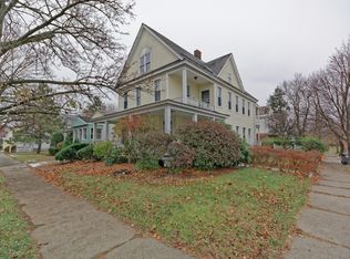 523 Park Ave, Mechanicville, NY 12118