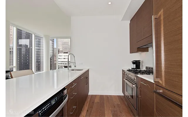 Rented by Douglas Elliman | media 26