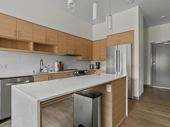 5th image of 11903 NE 128th St #102