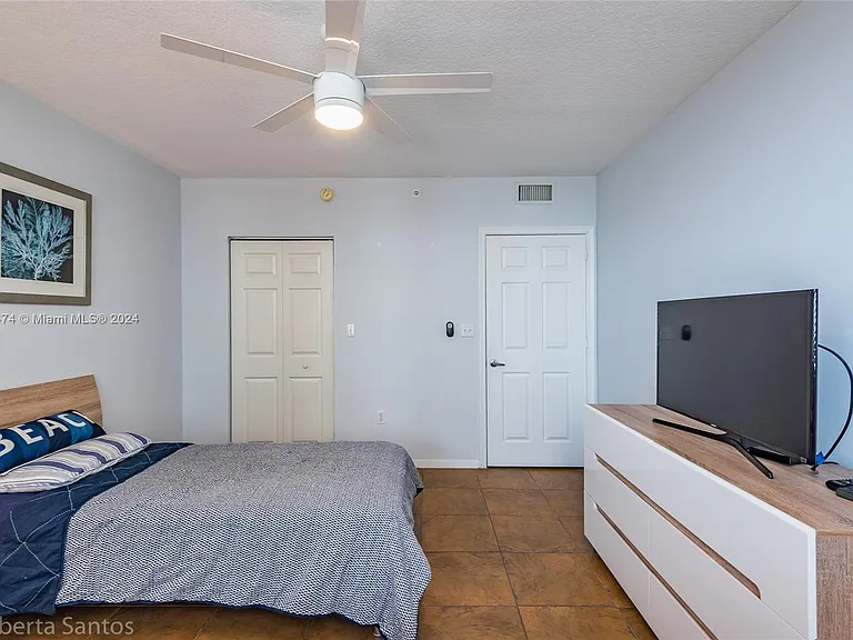 2080 S Ocean Dr #602 — Photo 22