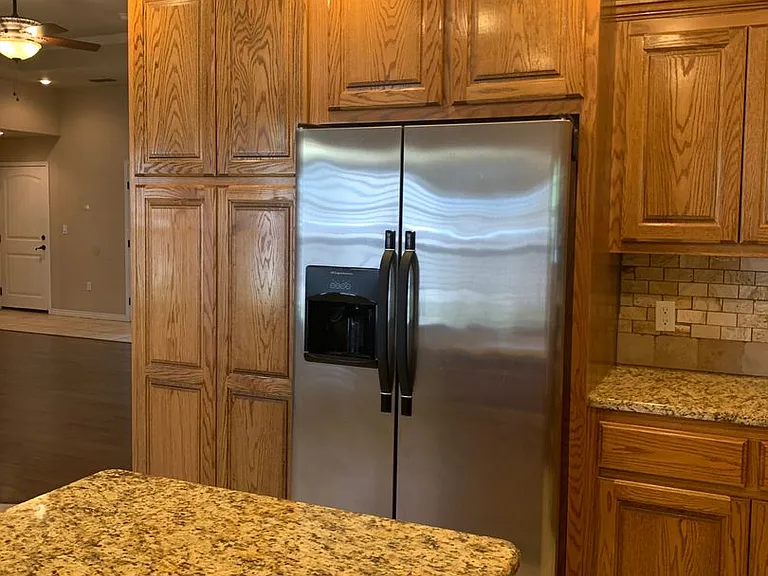 4301 Sandstone Dr — Photo 7