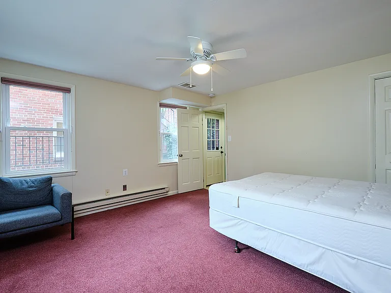 1318 Perry St NE — Photo 39