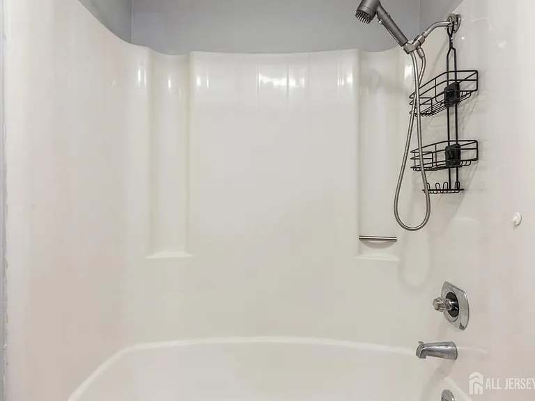 58 Dodd St — Photo 14