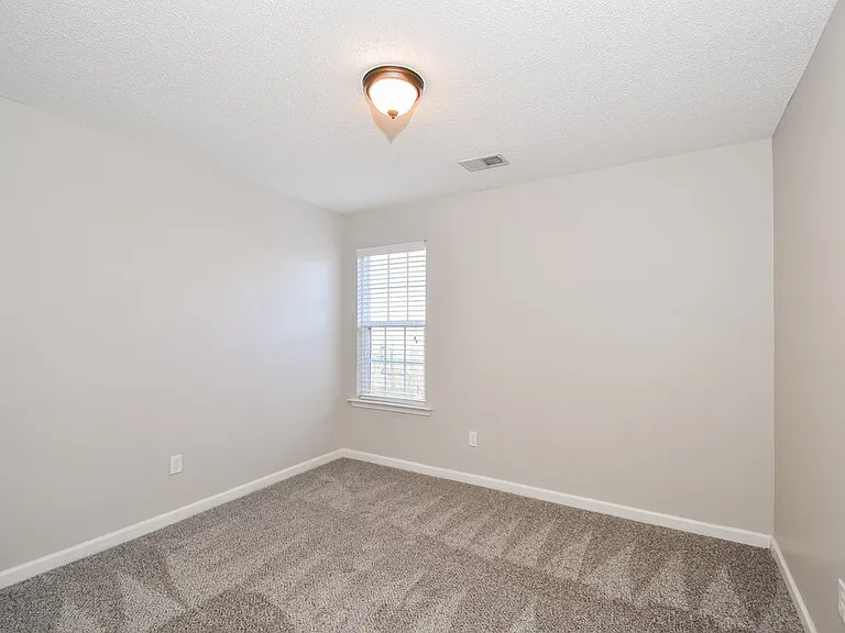 7860 Ridgedale Dr — Photo 12