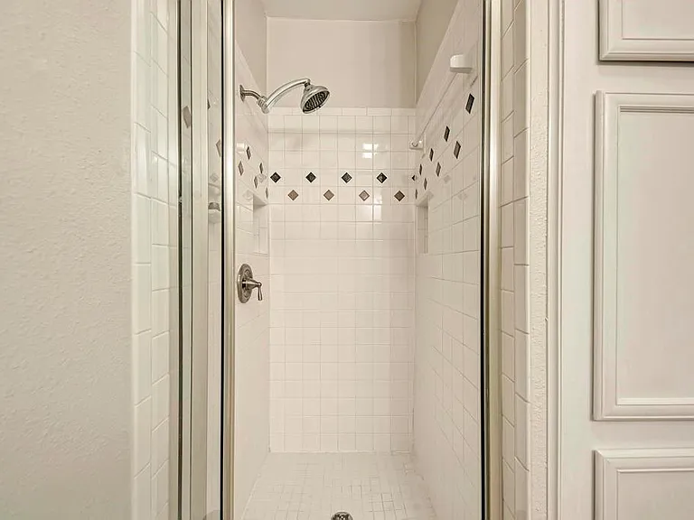 2901 San Jacinto Blvd #107 — Photo 7