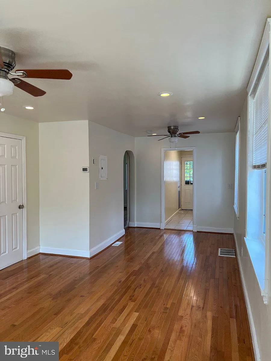 Building Photo - 59 Galveston Pl SW #4