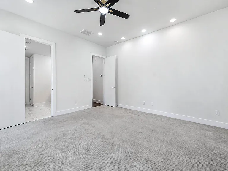 5519 Paraiso Pl — Photo 37