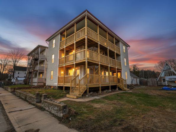 67 Fairlawn Ave #3