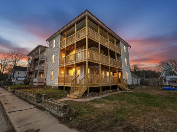 67 Fairlawn Ave #3, Southbridge, MA 01550