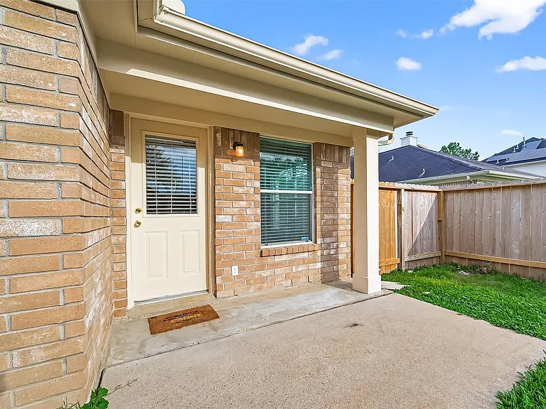 3135 Silver Cedar Trl — Photo 39