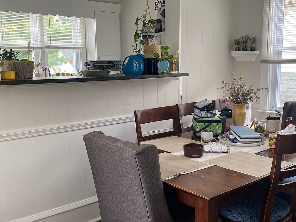 Dining area opens from from kitchen