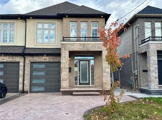 185 1/2 Federal St, Stoney Creek, ON L8E 1N8