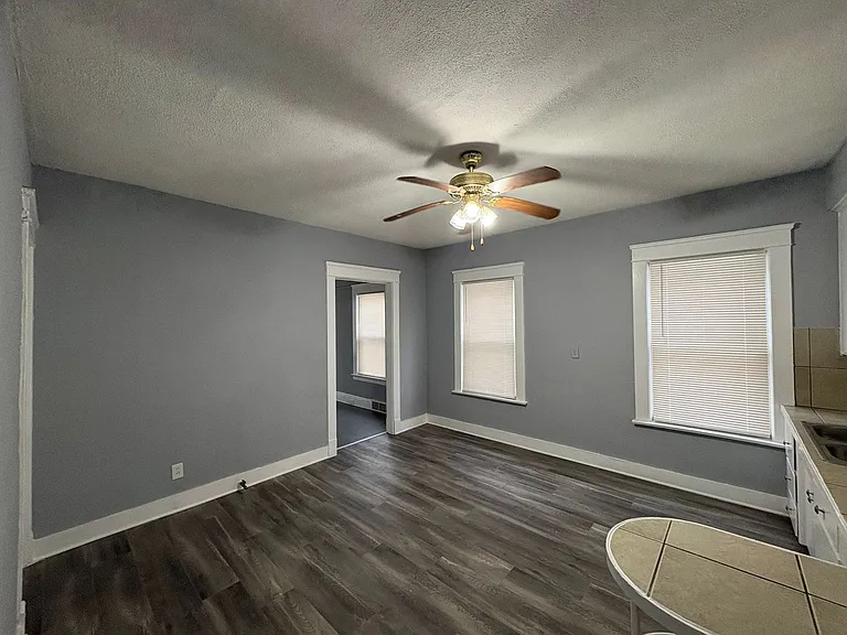 15624 Halliday Ave — Photo 18