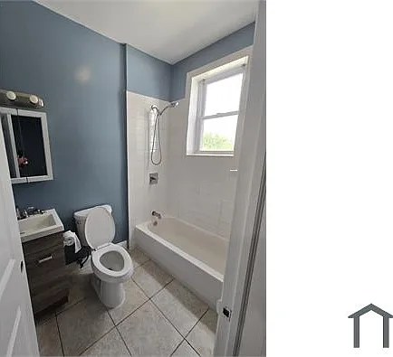 3 bed, $2,350 — Photo 2