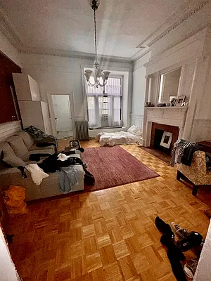 Rented by Ready Group | media 11