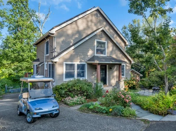 22 Old Lake End Rd, Rockaway Twp., NJ 07435