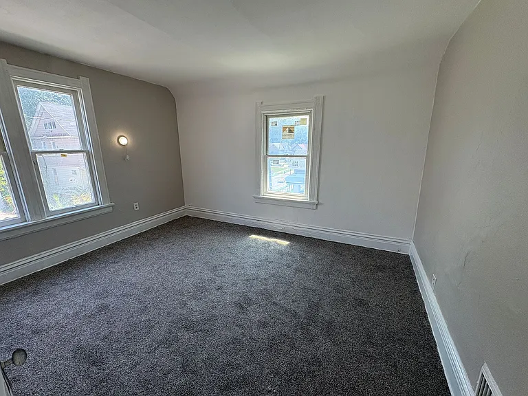 42 Garfield Pl — Photo 10