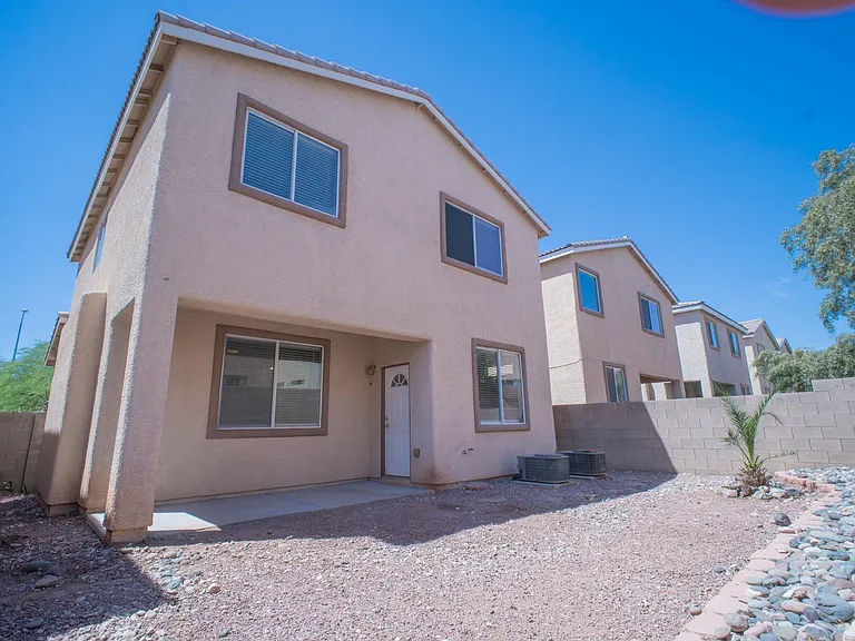 9050 Toast Ave — Photo 22