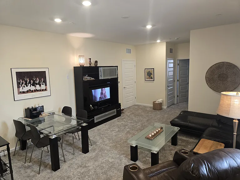 1251 Arriaga Way #B — Photo 1